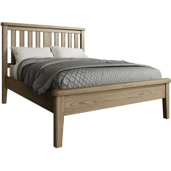 HO 5'0 Bed with Wooden Headboard and Low End Footboard