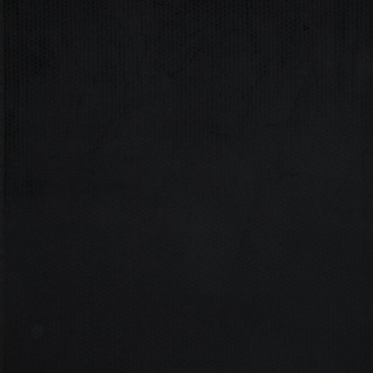 Sculpture Noir Curtain