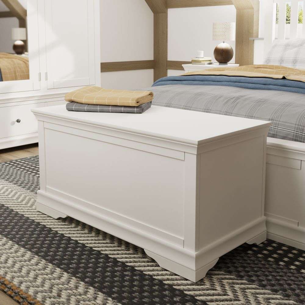 SW Bedroom White - Blanket Box